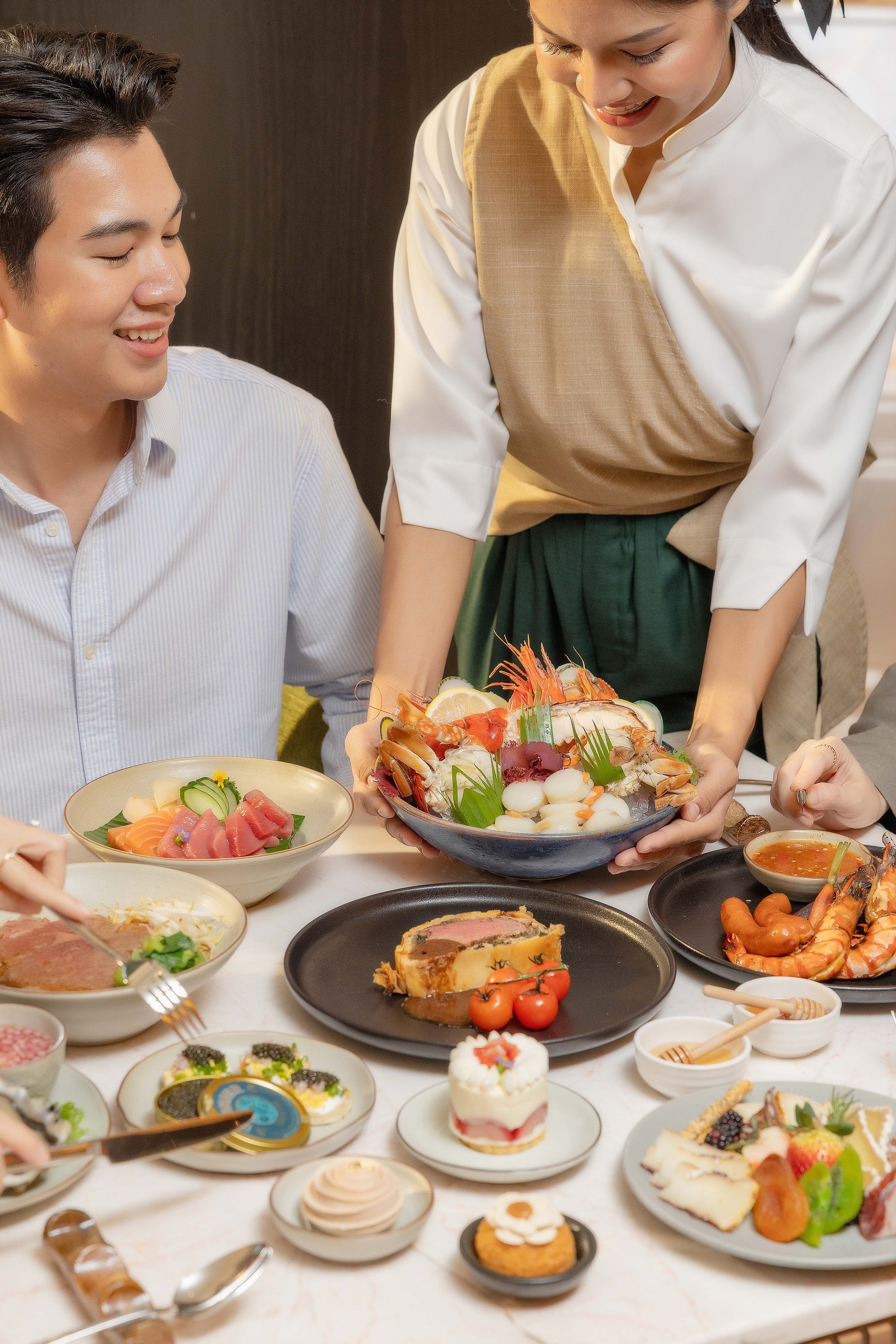 Banyan Tree Bangkok Romsai Sunday Brunch